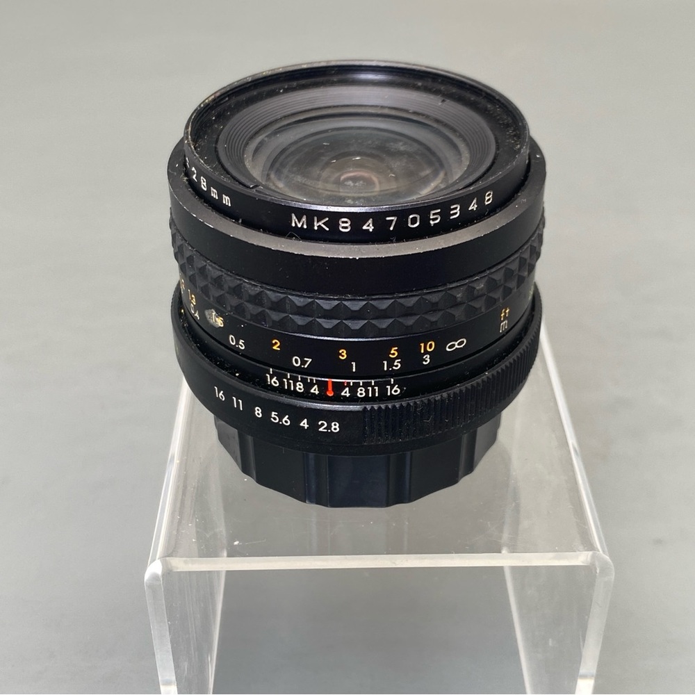FOCAL 28mm F 2.8 WIDE ANGLE LENS MC AUTO SKYLIGHT 52 MM WITH LENS UNTESTED